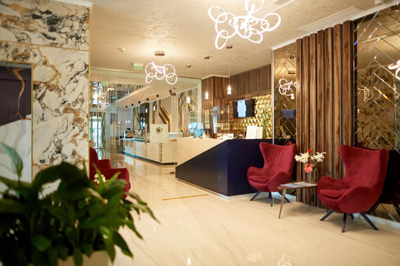 Curs Administrația publică din România în context european. Studii de caz și modele comparate la HOTEL STAVROS in Mamaia în perioada 27 iul. - 2 aug.
