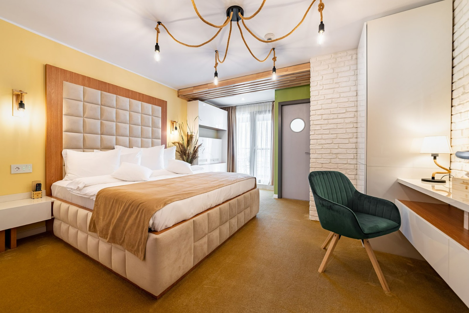 HOTEL RAZELM LUXURY RESORT - Imagine hotel